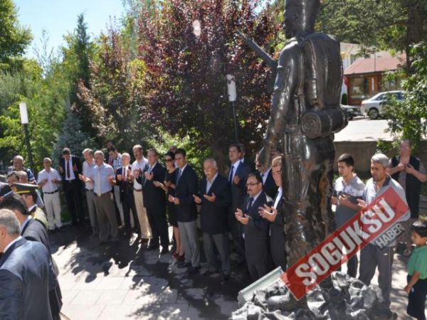 KIZILCAHAMAM'DA 30 AĞUSTOS ZAFER BAYRAMI