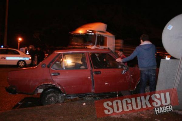 KIZILCAHAMAM SANAYİ KAVŞAĞINDA TRAFİK KAZASI