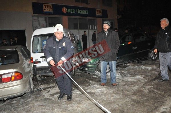 ANKARA CADDESİ ÜZERİNDE ZİNCİRLEME TRAFİK KAZASI