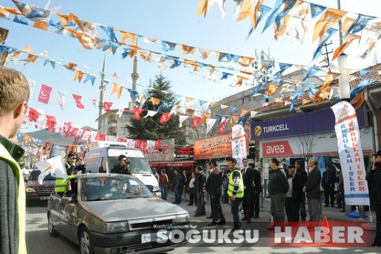 AK PARTİ SEÇİM KOORDİNASYON MERKEZİ AÇILDI