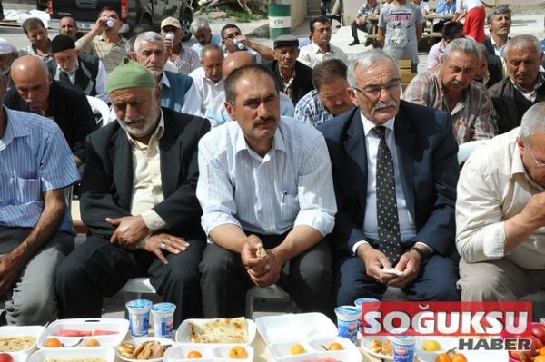 OĞUL ARI DAĞITIMI AKDOĞAN KÖYÜNDE YAPILDI