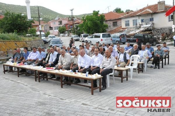 OĞUL ARI DAĞITIMI AKDOĞAN KÖYÜNDE YAPILDI