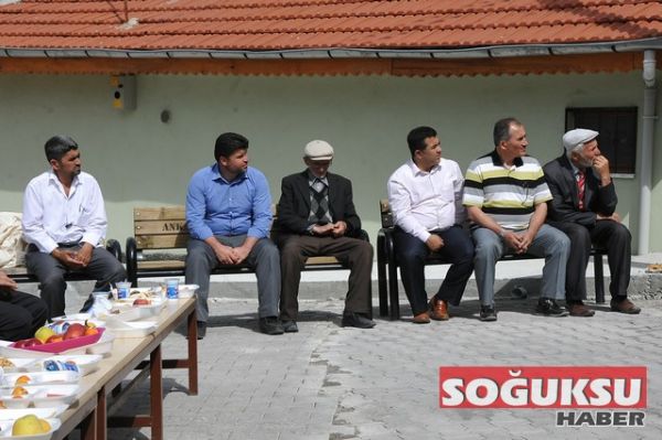 OĞUL ARI DAĞITIMI AKDOĞAN KÖYÜNDE YAPILDI