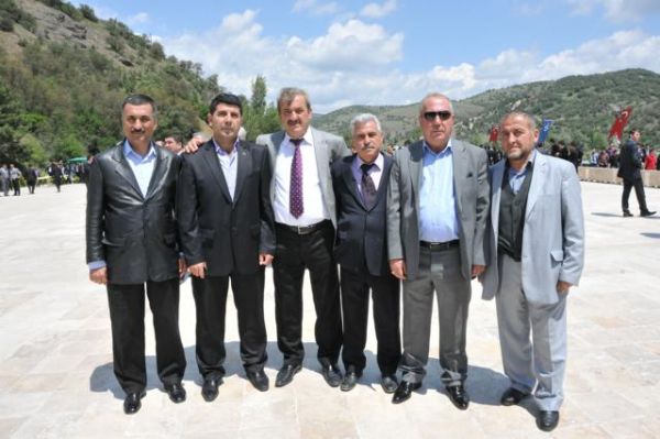 MHP ÜLKÜCÜ ŞEHİTLERİ ANDI