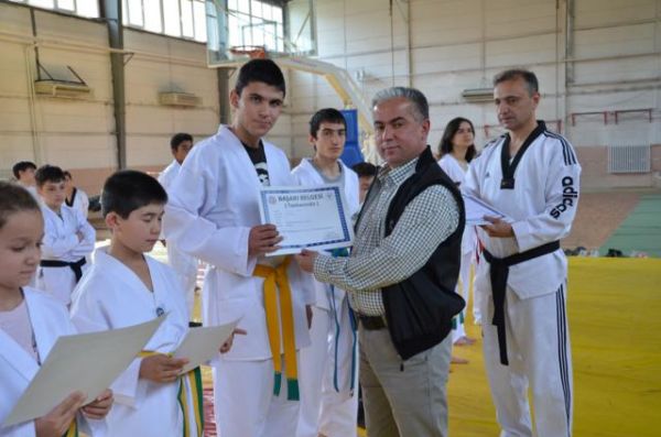 TAEKWONDO'DA BAŞARI BELGESİ