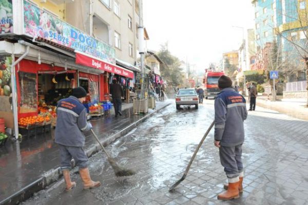 YOL VE KALDIRIMLAR BAHARA HAZIRLANIYOR