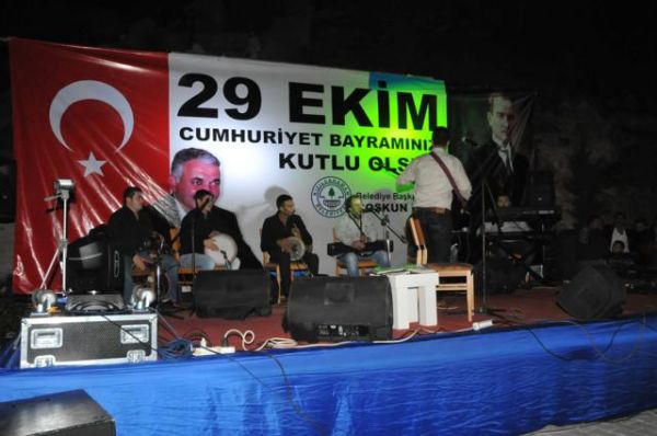 CUMHURİYET BAYRAMI COŞTURDU