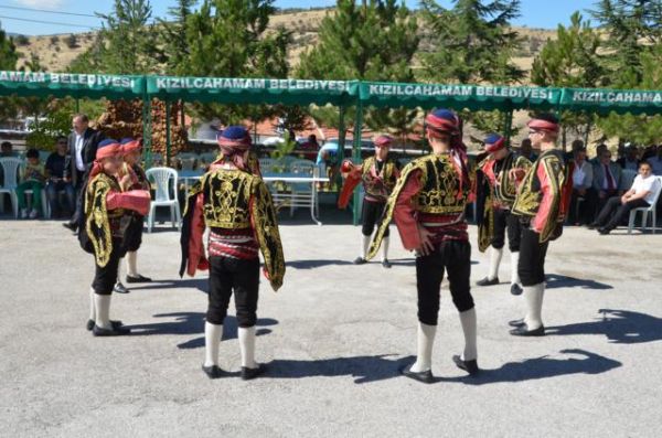 KIRKÖY KÖYÜ TAPULARINI DAĞITTI