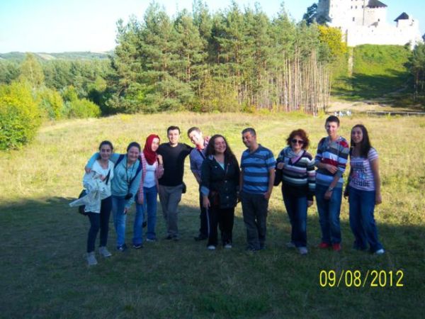 ANADOLU LİSESİ POLANYADAN DÖNDÜ