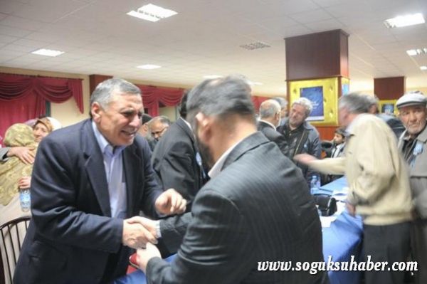 PEYGAMBER SEVGİSİ SALONA SIĞMADI