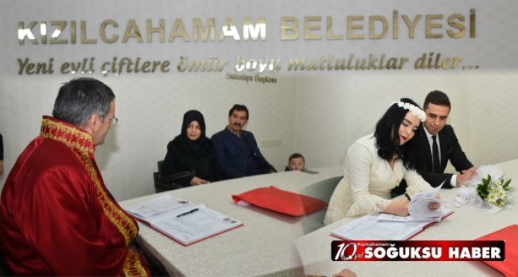 KIZILCAHAMAM'DA YILIN SON NİKAHLARI KIYILDI.