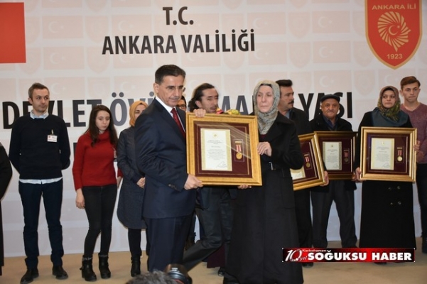 DEVLET ÖVÜNÇ MADALYASI VE BERAT TEVCİH TÖRENİ DÜZENLENDİ