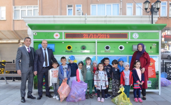 ANASINIFI ÖĞRENCİLERİ SIFIR ATIK ETKİNLİĞİ DÜZENLEDİ