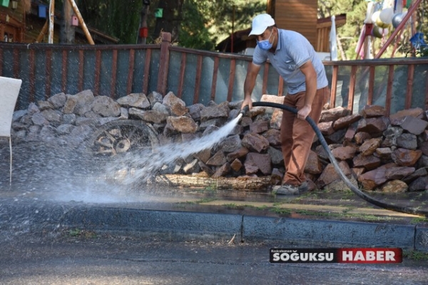 TEMİZLİK ÇALIŞMALARI SON HIZIYLA DEVAM EDİYOR