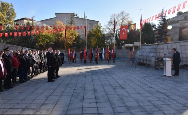 ATATÜRK KIZILCAHAMAM’DA SAYGIYLA ANILDI