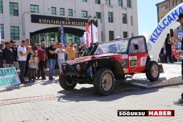 OFF-ROAD DAĞ ETABI İÇİN BELEDİYE ÖNÜNDEN START VERİLDİ