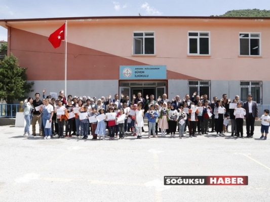 ÖĞRENCİLER KARNELERİNİ ALDI TATİL BAŞLADI