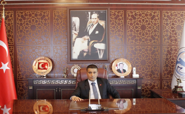 KIZILCAHAMAM'IN YENİ KAYMAKAMI DR NURİ MEHMETOĞLU OLDU