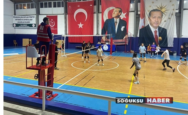 100. YIL GENÇLER CUMHURİYET VOLEYBOL TURNUVASI BAŞLADI