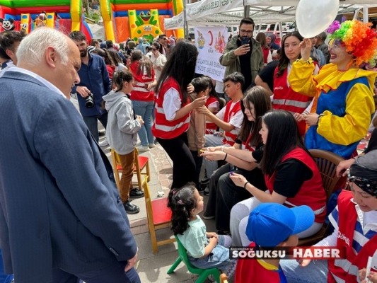 Kızılcahamam belediyesinden çocuklara 23 nisan hediyesi