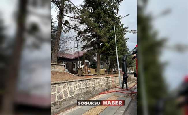SOĞUKSU MİLLİ PARK ŞEFLİĞİ BİNASINDA YANGIN ÇIKTI