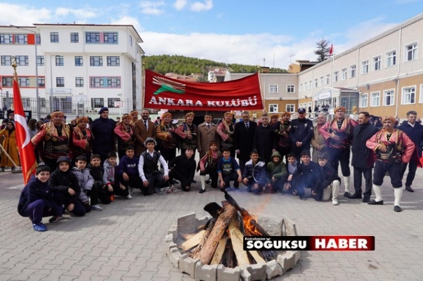 KIZILCAHAMAM'DA NEVRUZ KUTLAMASI