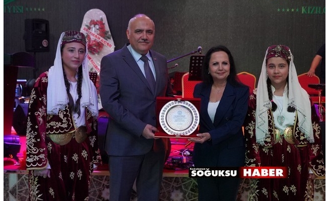 KIZILCAHAMAM BELEDİYESİ TARAFINDAN ANNELER GÜNÜ PROGRAMI DÜZENLENDİ