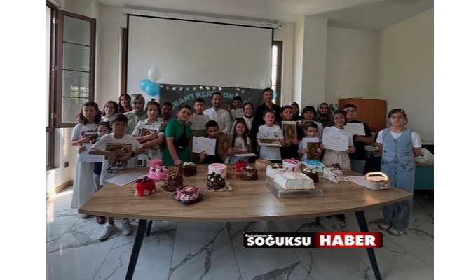 TÜGVA YAZ OKULUNDA KUR'AN -I KERİM'E GECEN ÖĞRENCİLERE BELGE TAKDİMİ YAPILDI