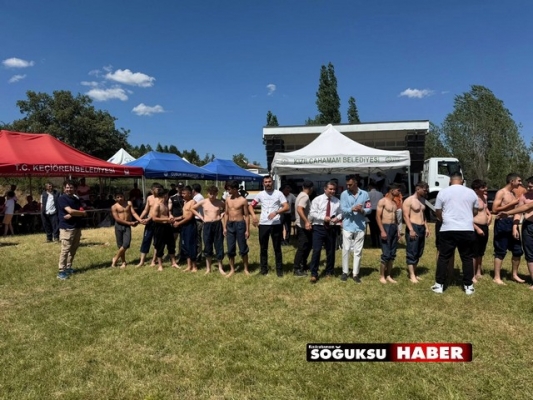 YUKARI KARAÖREN MAHALLESİ YAĞLI GÜREŞLERİ YAPILDI