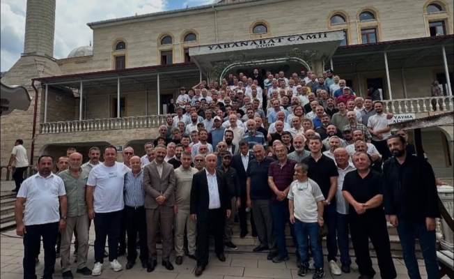 İMAM HATİP MEZUNLARI PİLAV GÜNÜNDE BULUŞTU