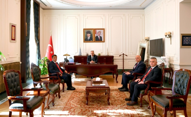 KIZILCAHAMAM'DAN ANKARA VALİSİNE HAYIRLI OLSUN ZİYARETİ