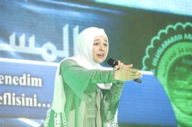 ARAPÇA YARIŞMASI'NDA TER DÖKTÜ ARAPÇA YARIŞMASI'NDA TER DÖKTÜ