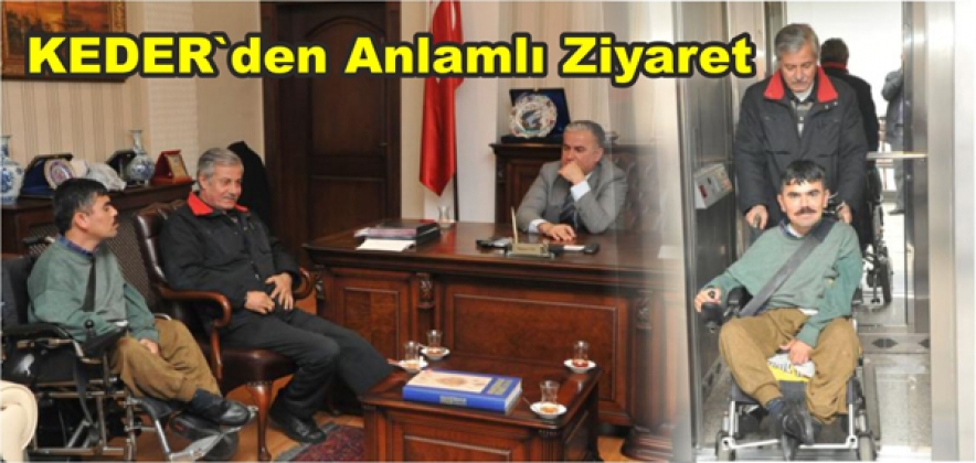 ENGELLİLERDEN ANNAMLI ZİYARET
