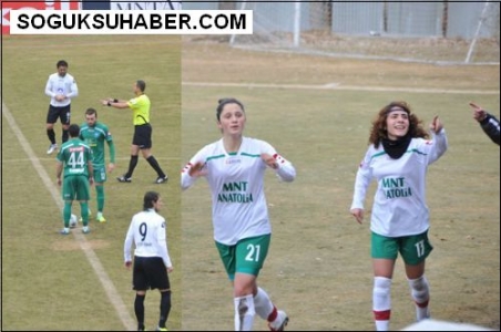 KIZILCAHAMAM SPOR BİR SEVİNDİ BİR ÜZÜLDÜ