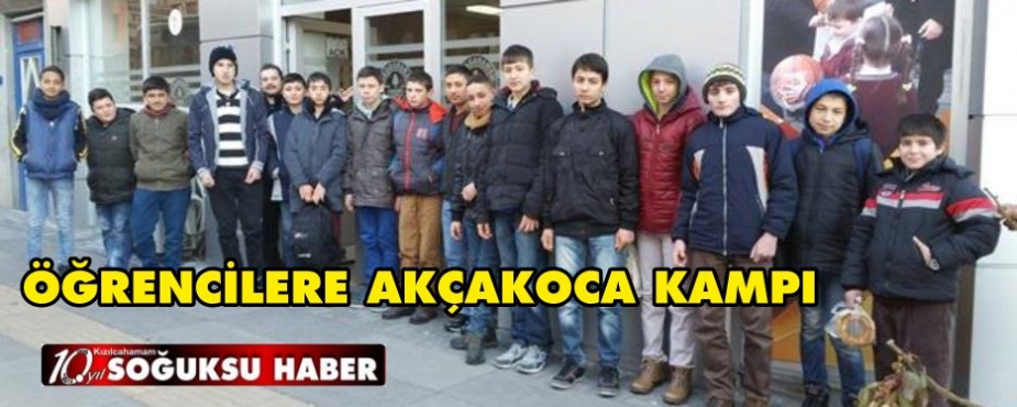 ÖĞRENCİLER AKÇAKOCA KAMPINDA