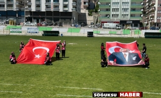 KIZILCAHAMAM’DA 19 MAYIS KUTLAMA TÖRENİ İLÇE STADINDA YAPILDI.