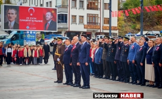 29 EKİM CUMHURİYET BAYRAMI KIZILCAHAMAM'DA COŞKUYLA KUTLANDI