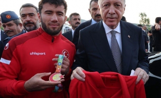 DÜNYA ŞAMPİYONU İSMAİL HAKKI BOSTANCI'DAN BASIN AÇIKLAMASI