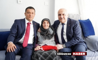 ŞEHİT ANNELERİNE ANNELER GÜNÜ ZİYARETİ