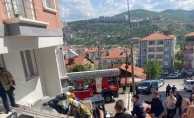 KİREMİT YÜKLÜ KAMYON İSTİNATTAN DÜŞTÜ
