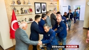 BAŞKAN ACAR PERONELİ İLE MAKAMINDA BAYRAMLAŞTI