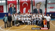 ŞAMPİYON TAKIM İÇİN KUTLAMA YAPILDI